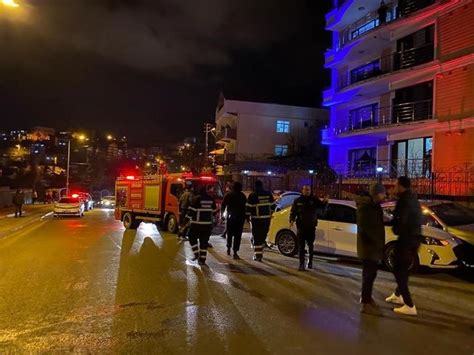 Zonguldak'ta iki otomobilin çarpıştığı kazada doğal gaz sızıntısı yaşandı - Son Dakika Haberleri